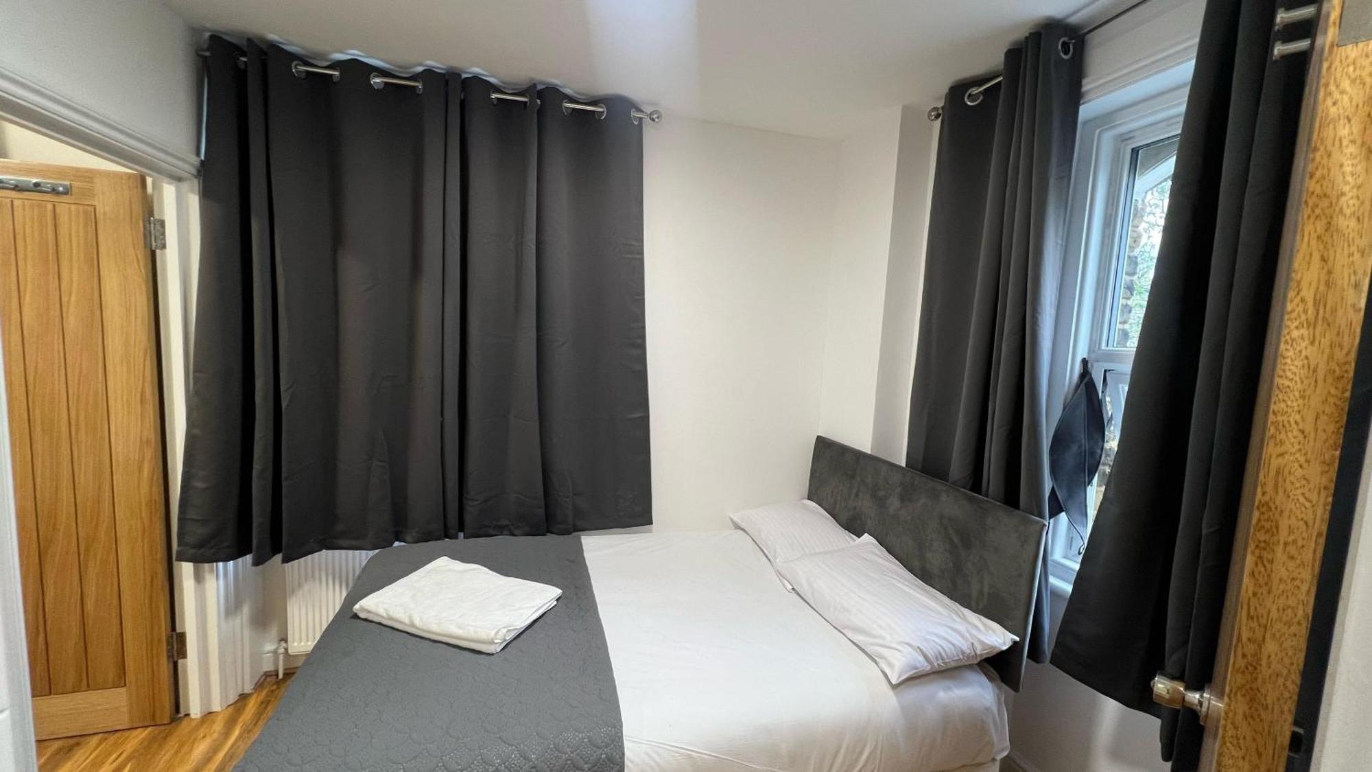 World Hotel London Ngoại thất bức ảnh