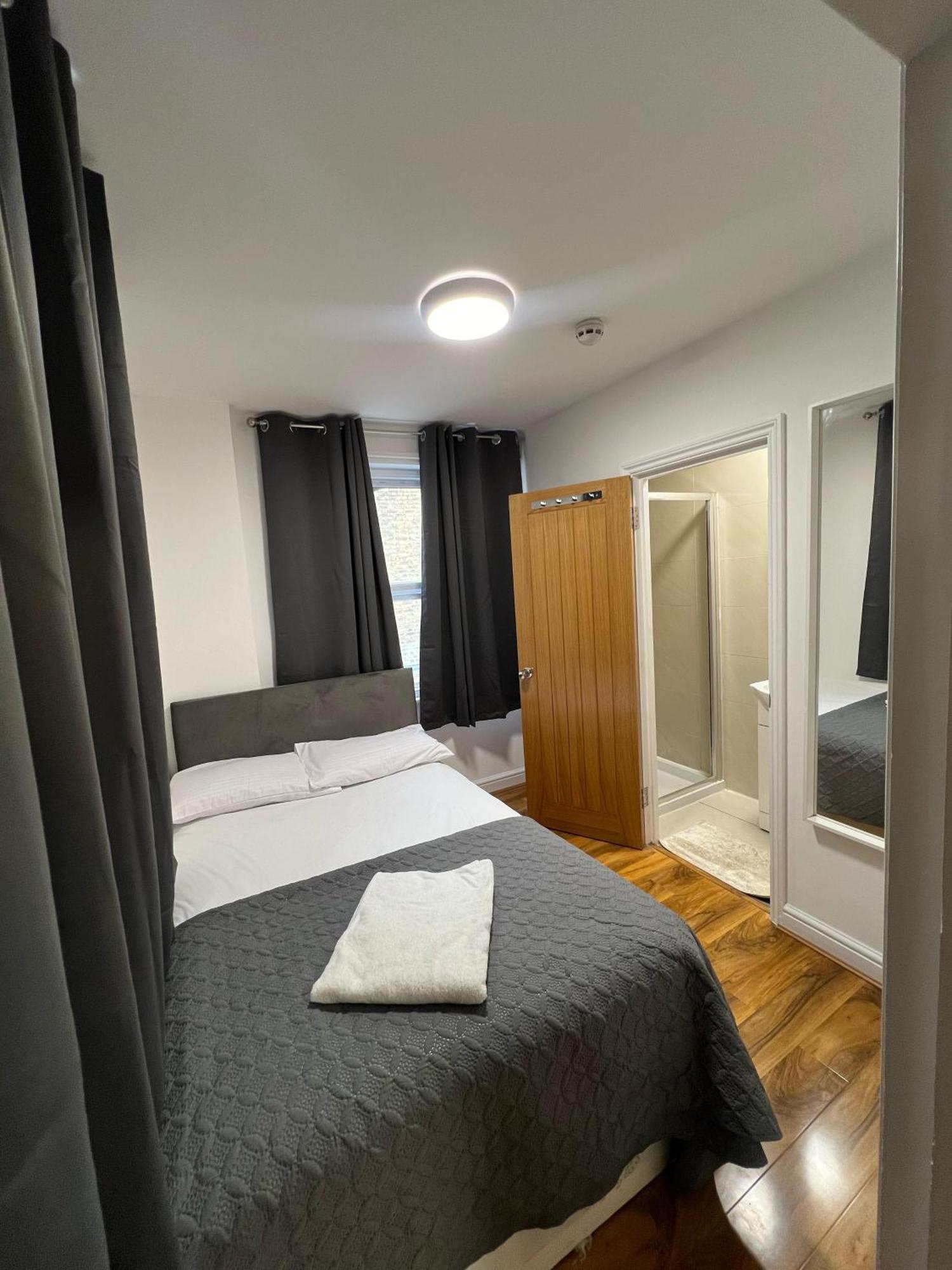 World Hotel London Ngoại thất bức ảnh