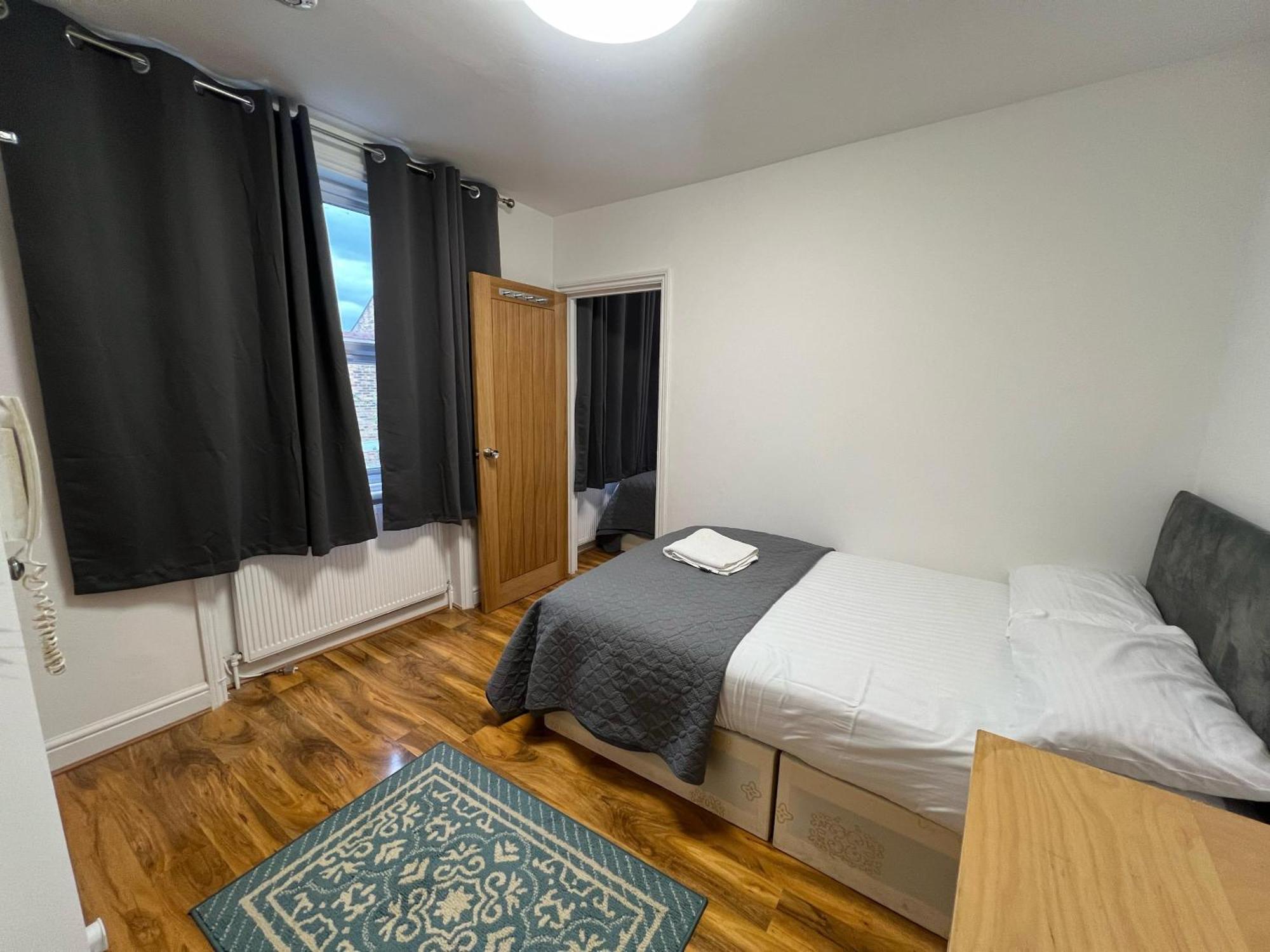World Hotel London Ngoại thất bức ảnh