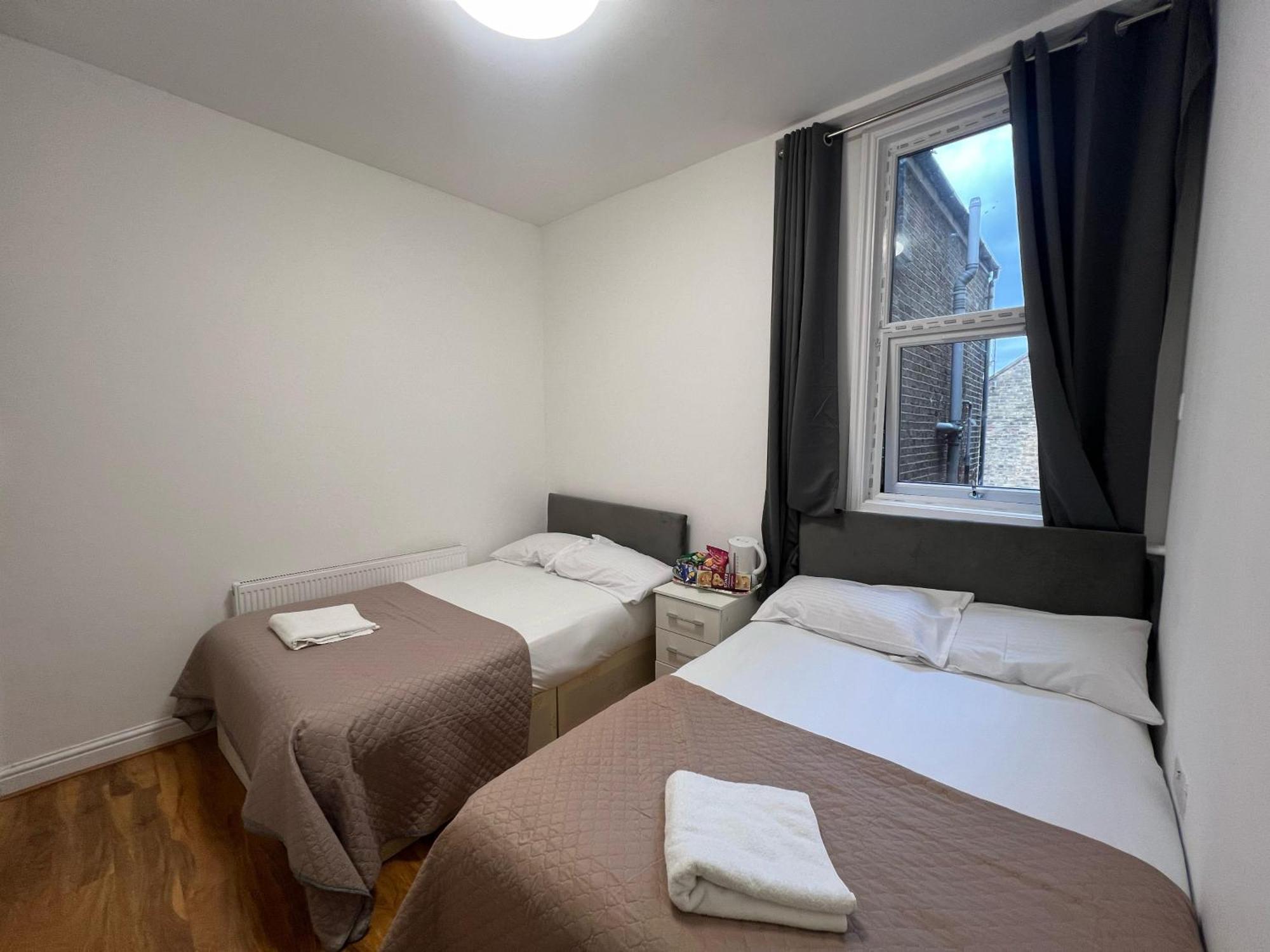 World Hotel London Ngoại thất bức ảnh