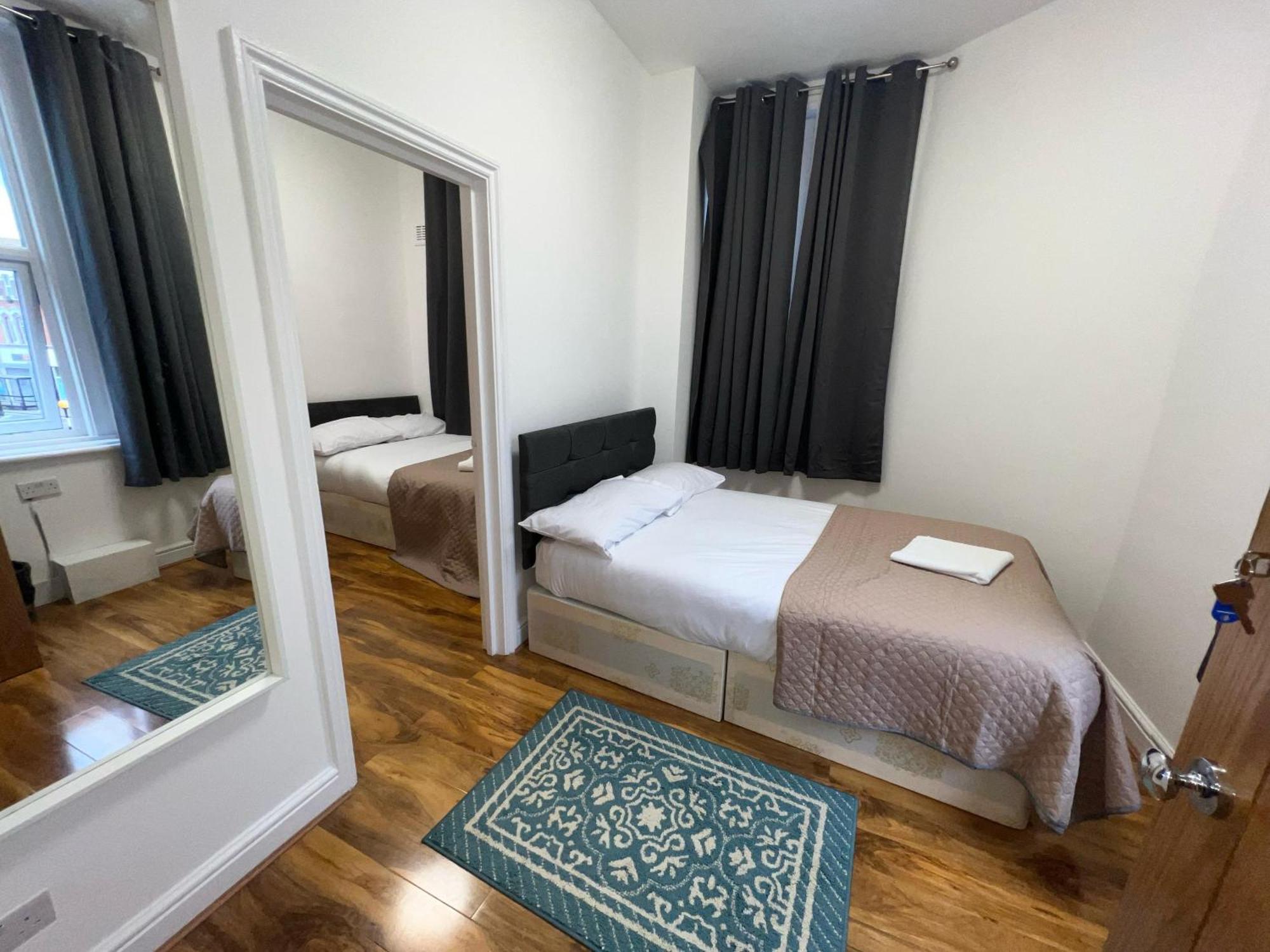 World Hotel London Ngoại thất bức ảnh
